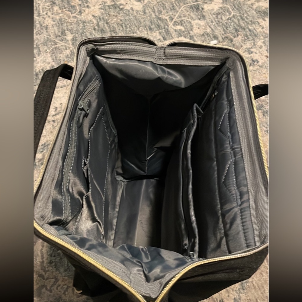 Backpack - Picture 4 of 11